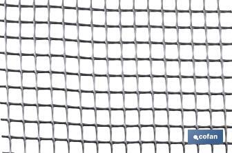 PVC square mesh | Mesh aperture of 10mm | Available in silver grey | Size: 1 x 25mm - Cofan