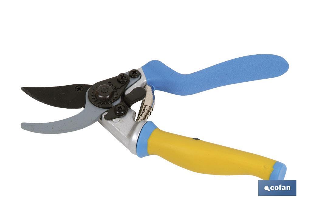 Harvest shears with rotating handle | Minimise the effort and hand fatigue | Suitable for frequent and intensive use - Cofan