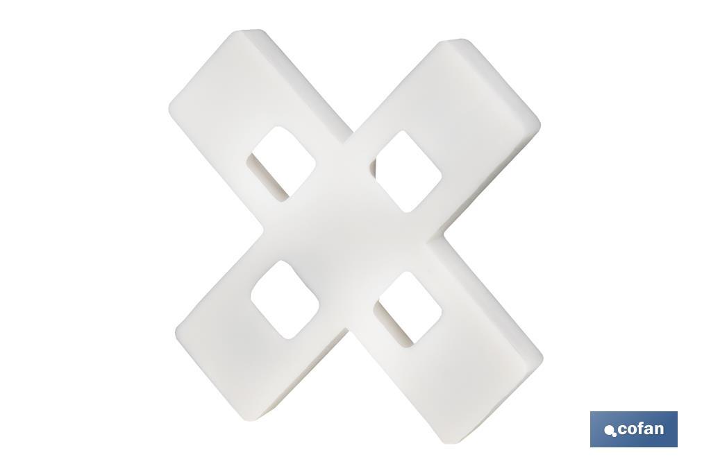 Highly resistant cross-shaped tile spacers for tiling projects | Available in different sizes and packaging - Cofan