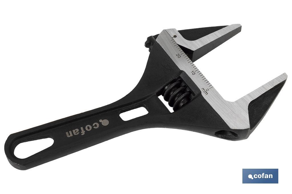 Stubby adjustable wrench | Wide jaw adjustable wrench | Available in various sizes and openings | Chrome-vanadium steel - Cofan