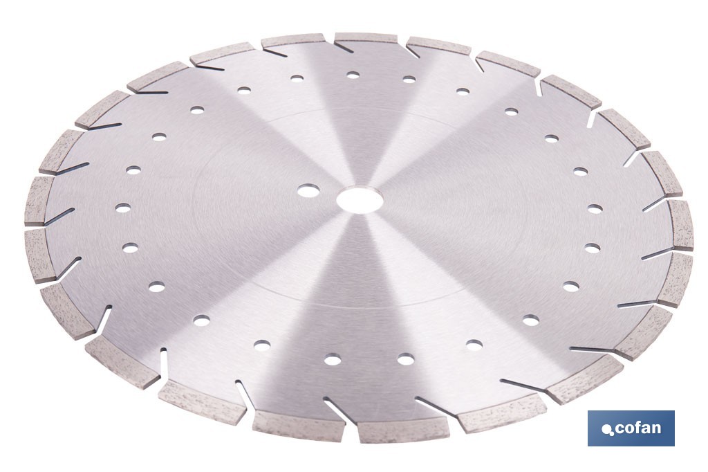 Diamond disc for old concrete and asphalt - Cofan