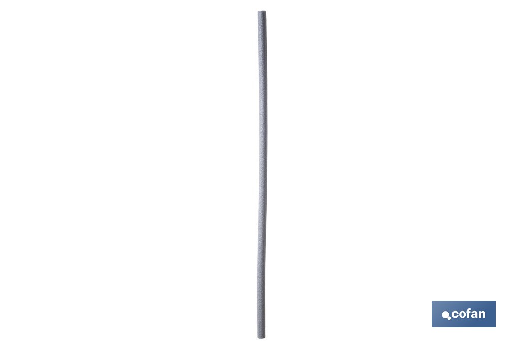 Coquillas aislantes para tuberías | Material: polietileno expandido | Color: gris | Protección térmica y anticorrosión | Disponible en diferentes diámetros y longitudes - Cofan