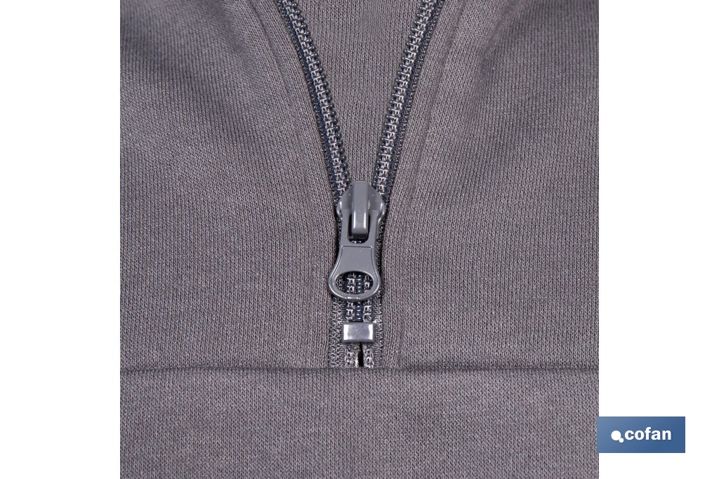 Sudadera de trabajo con media cremallera | Refuerzo textil y puños elásticos | Tejido anti pilling | Tallas disponibles desde la S hasta la XXXL y en 2 colores diferentes - Cofan