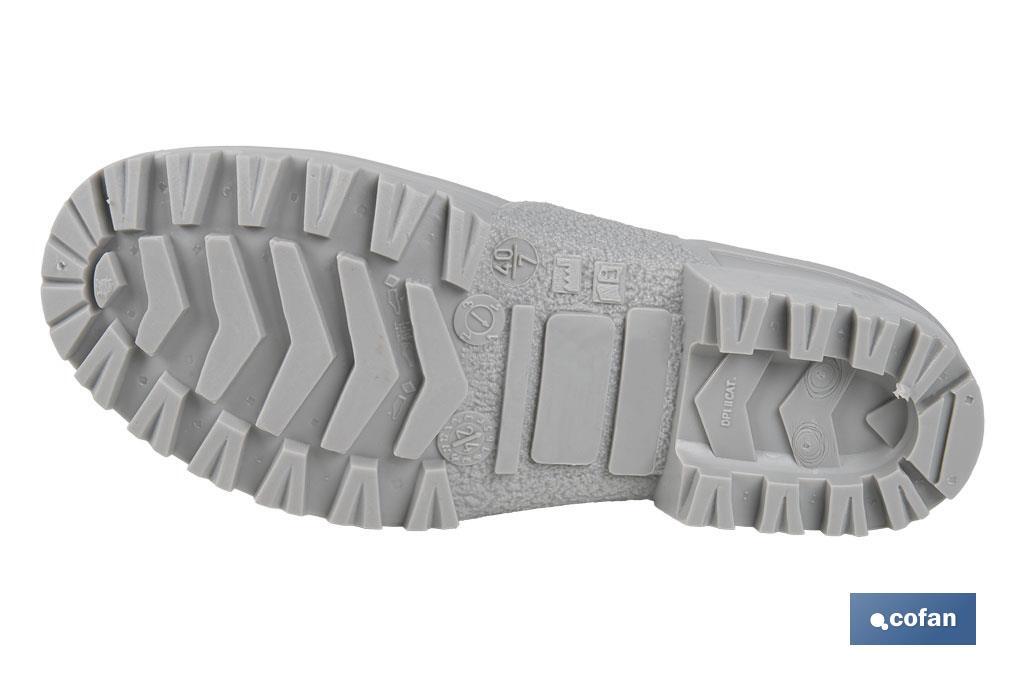 Bota de Agua | Alta | Fabricada en PVC | Color Blanco | Suela Antideslizante y Resistente a la Abrasión - Cofan