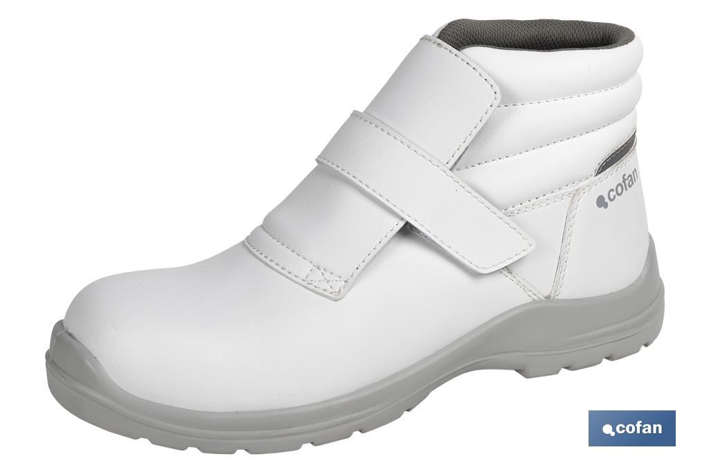 Bota S2 SRC Blanca | Tallas disponibles desde la 35 a la 47 | Modelo White Eagle - Cofan