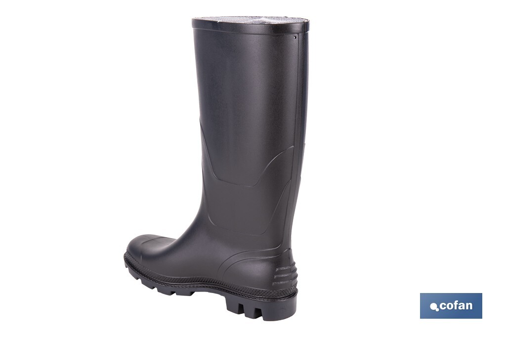 Botas de agua con caña alta | Material: PVC | Color: negro | Alta resistencia al agua, aceites y grasas | Disponible desde la talla 37 hasta la 47 - Cofan