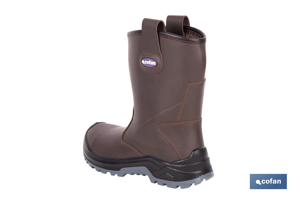 Botas de seguridad Megan Pro con forro de borreguito | Puntera de composite y suela antideslizante | Disponible desde la talla 37 hasta la 47 - Cofan