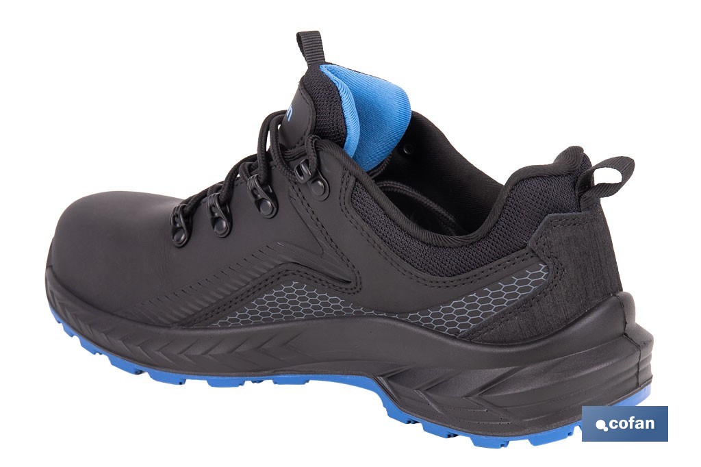 Zapato de seguridad deportivo Gante S3L FO SR ESD | Puntera de composite y plantilla antiperforación | Suela antideslizante | Disponible desde la talla 37 hasta la 47 - Cofan