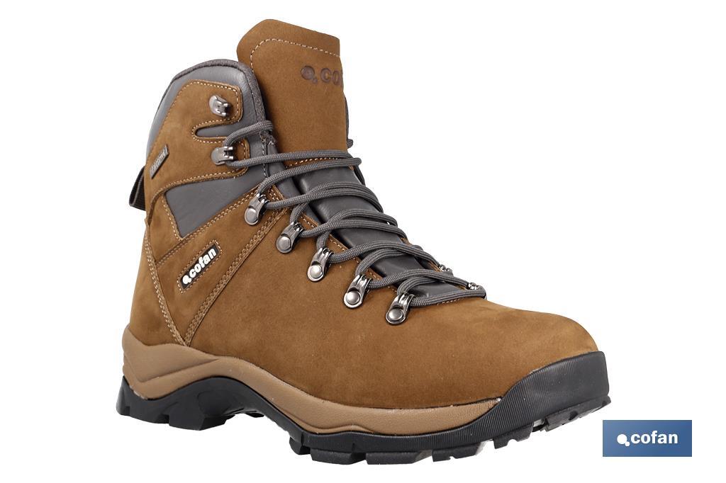 Brown hiking boot | Available sizes from 37 to 47 (EU) | Nobuck leather | Suitable for trekking - Cofan