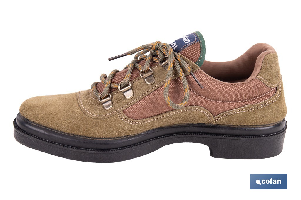 Zapatilla trekking Piornal | Piel de serraje y suela de caucho antideslizante | Disponible desde la talla 38 hasta la 46 - Cofan