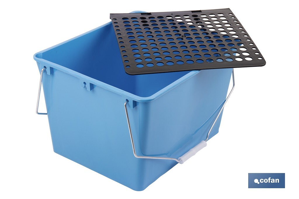 Paint scuttle with tray | Metal handles included | Intended for professional use - Cofan
