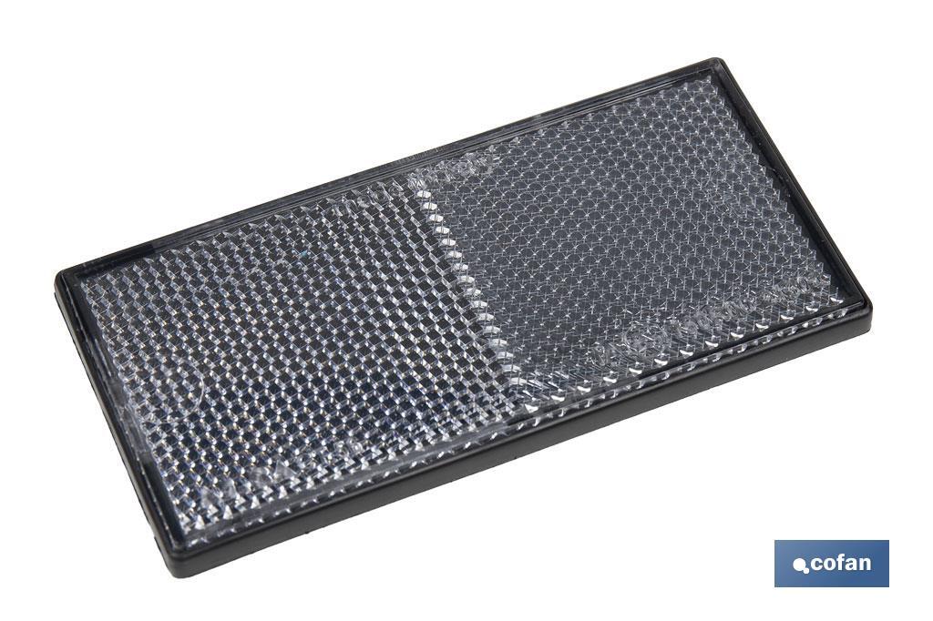 Catadióptrico rectangular con adhesivo para poner en vehículos | Medidas: 106 x 50 mm | Disponible en 3 colores - Cofan