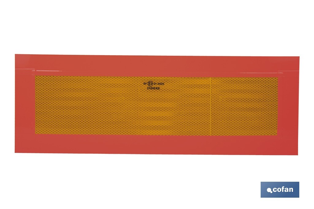 Placa V6 para vehículos largos | Material: aluminio | Recubrimiento con vinilo réflex N2 | Señalización homologada | Fácil de instalar | Disponible en varias medidas - Cofan
