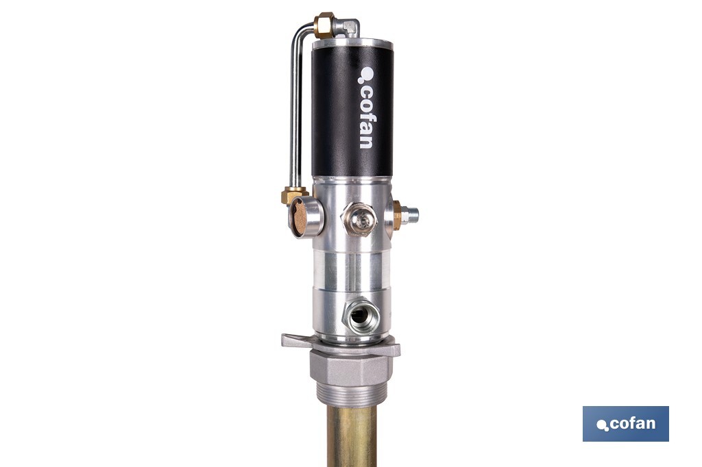 Bomba neumática lubricante | Relación 3:1 | Caudal: 14 LPM | Presión máxima: 10 bares | Disponible para bidones de 60 o 205 litros - Cofan