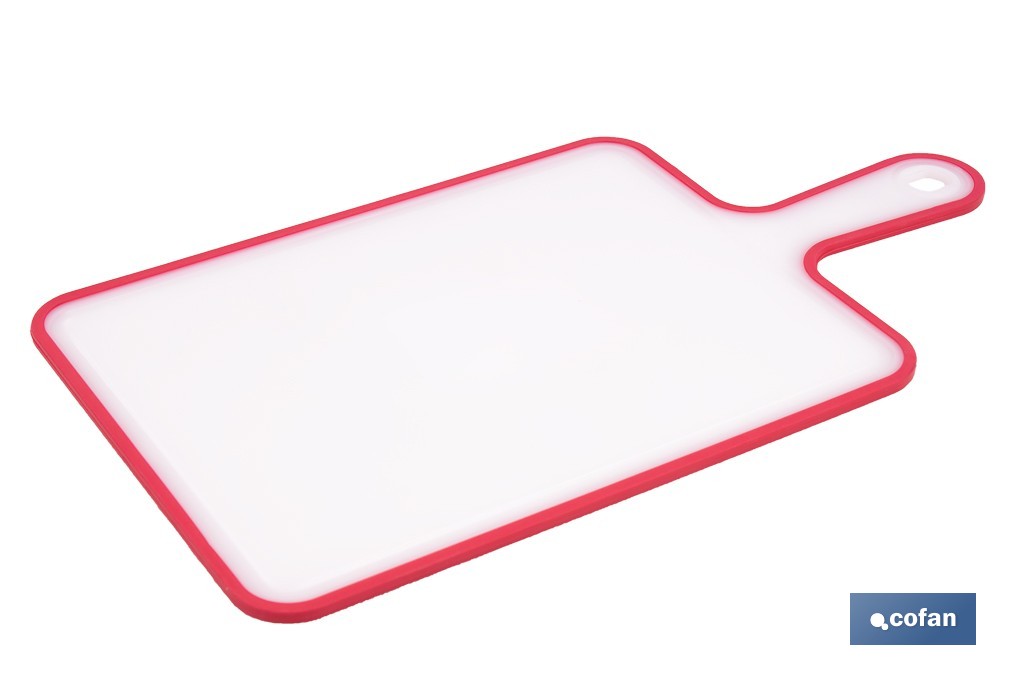 Tabla de corte antideslizante con mango ergonómico | Materiales: PP + TPE | Color: blanco con borde rojo | Disponible en diferentes medidas - Cofan