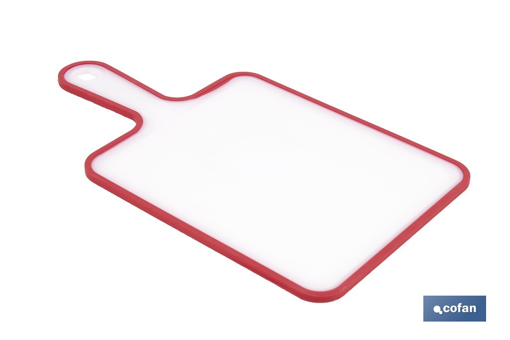 Tabla de corte antideslizante con mango ergonómico | Materiales: PP + TPE | Color: blanco con borde rojo | Disponible en diferentes medidas - Cofan