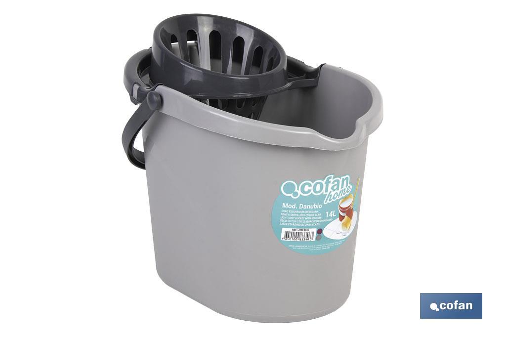 Bucket + Wringer | Grey | Ergonomic plastic handle - Cofan