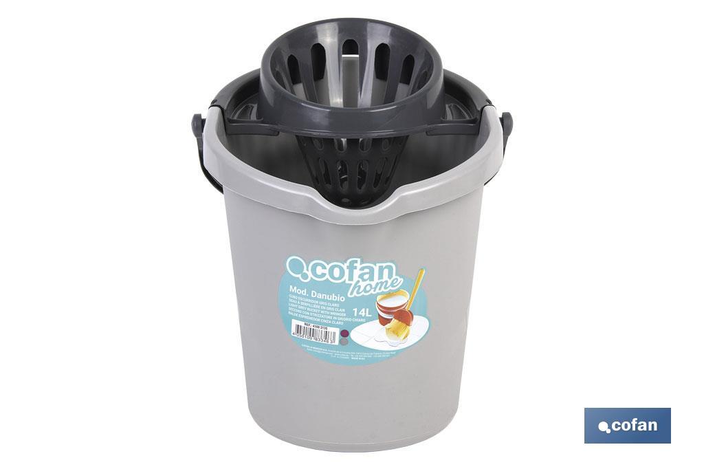 Bucket + Wringer | Grey | Ergonomic plastic handle - Cofan