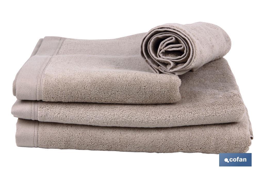Asciugamano da bagno | Modello Abisinia | Beige | 100% cotone | Grammatura: 580 g/m² | Dimensioni: 100 x 150 cm - Cofan