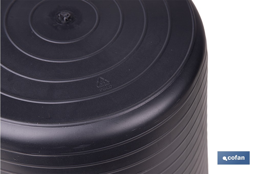 Capazo negro de polietileno reciclado con base plana estable | Adecuado para uso agrícola y construcción, poda, vendimia, apilable | Disponible en varias capacidades - Cofan