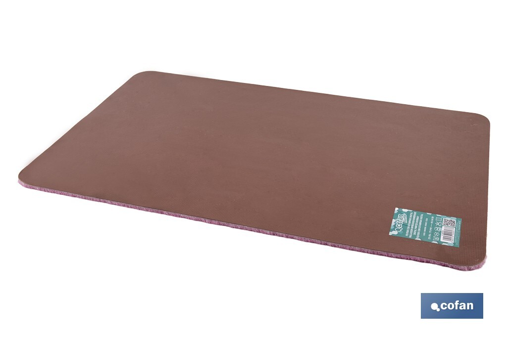 Felpudo entrada "En esta casa manda mamá" | Adecuado para interior y exterior | Material resistente | Base antideslizante | Medidas: 40 x 60 cm - Cofan