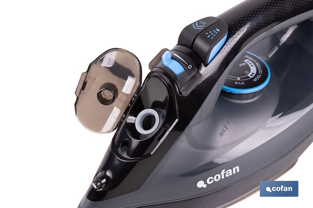 Plancha de vapor con suela de cerámica de doble capa | Potencia de 2400 W y depósito de 300 ml | Función vapor vertical y termostato ajustable - Cofan