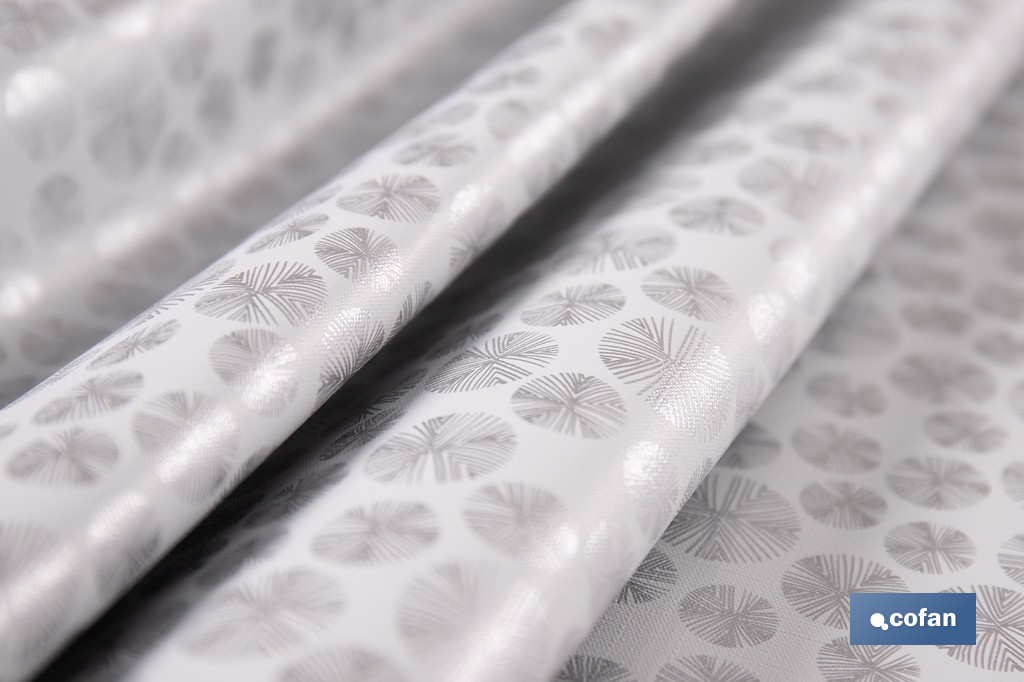 Rollo de hule estampado gris polar | Materiales: polipropileno y PVC | Gran resistencia a líquidos y manchas | Fácil limpieza | Medidas 1,40 x 20 m - Cofan