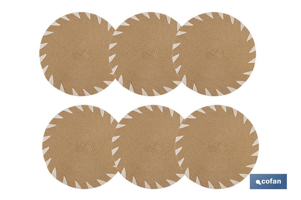 Bajoplatos redondos con detalles decorativos | Packs de 6 salvamanteles individuales | Diámetro: 38 cm | Color: beige y blanco - Cofan