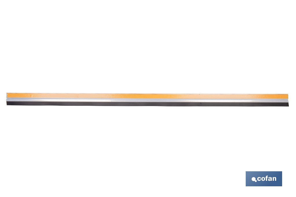 Burlete adhesivo de aluminio con labio de goma | Longitud de 105 cm | Disponible en diferentes acabados - Cofan