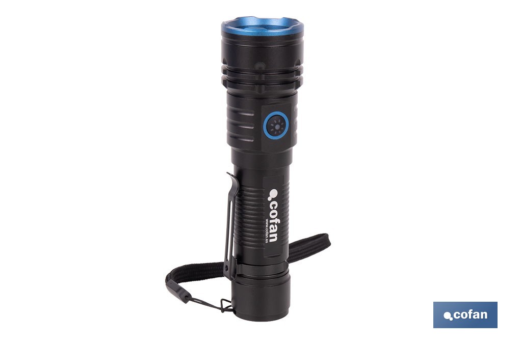 Linterna LED de alta potencia (2000 lm) y 150 m de alcance. 5 funciones y base magnética - Cofan