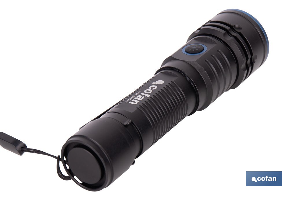 Linterna LED de alta potencia (2000 lm) y 150 m de alcance. 5 funciones y base magnética - Cofan