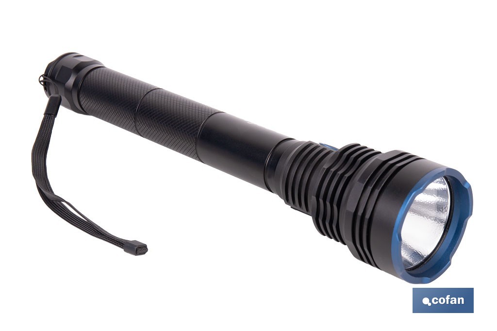 Linterna LED de alta potencia | Recargable con 6 modos de luz | Disponible en dos potencias: 18.000 lm y 10.000 lm - Cofan