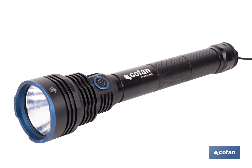 Linterna LED de alta potencia | Recargable con 6 modos de luz | Disponible en dos potencias: 18.000 lm y 10.000 lm - Cofan