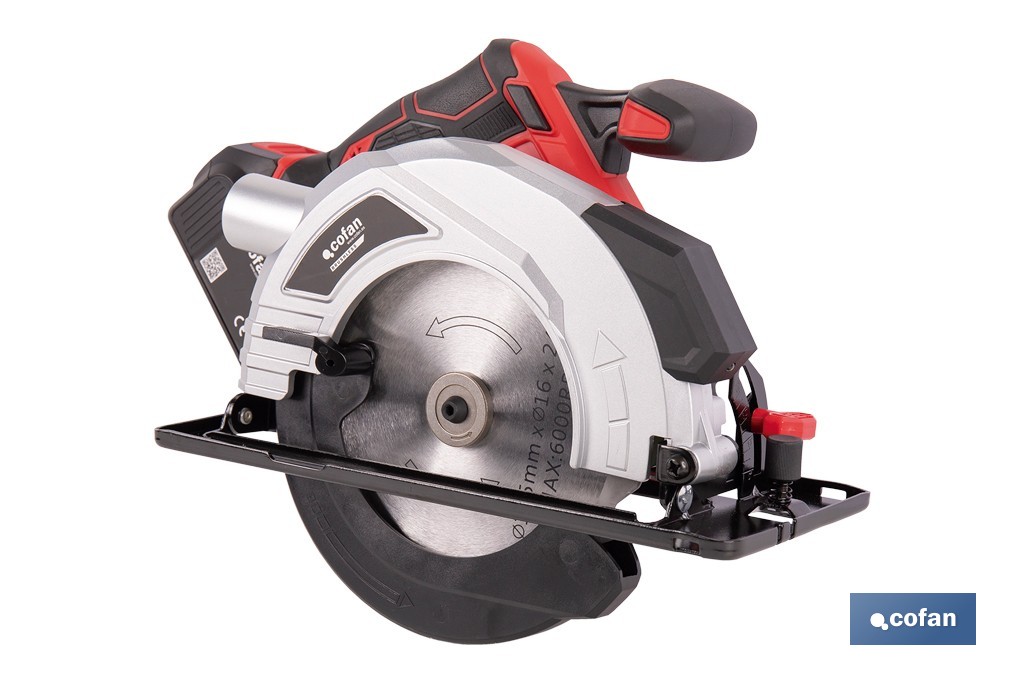 Sierra circular a batería 20 V con motor brushless | Disco de corte de Ø185 mm | 3650 rpm | Corte de profundidad hasta 50 mm | Incluye accesorios | Disponible con y sin batería y cargador - Cofan