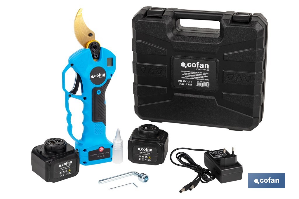 Set de tijeras de podar eléctricas 25 V con pértiga extensible 1,40-2,07 m | Incluye 2 baterías, maletín y accesorios - Cofan