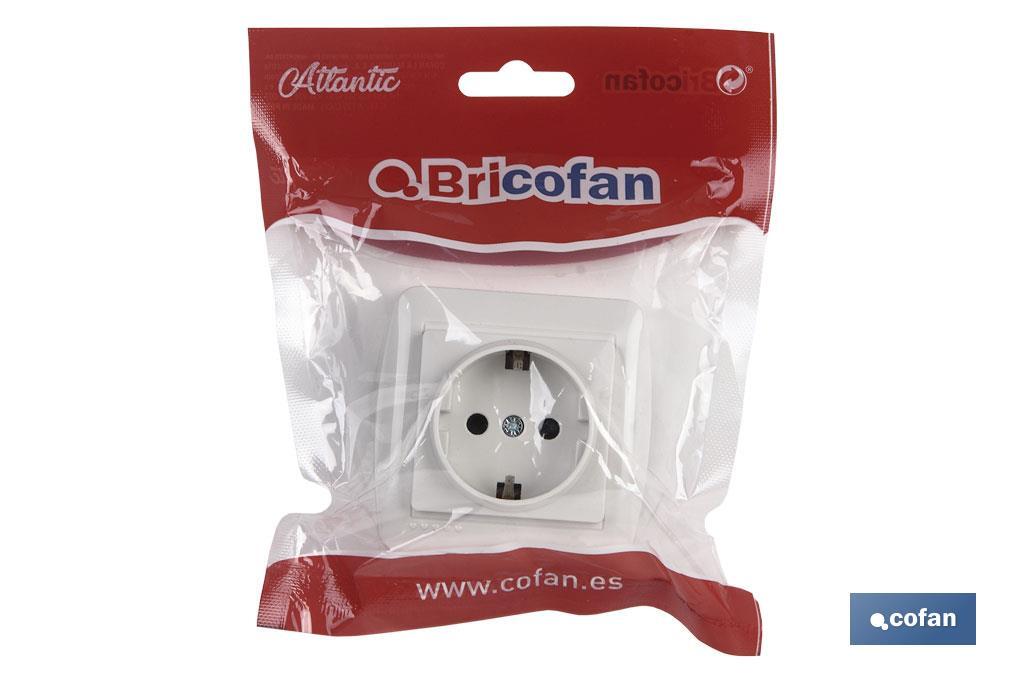 Tomada Bipolar de superficie | Modelo Atlantis | Cor Branco | 16 A - 250 V | L-N - Cofan