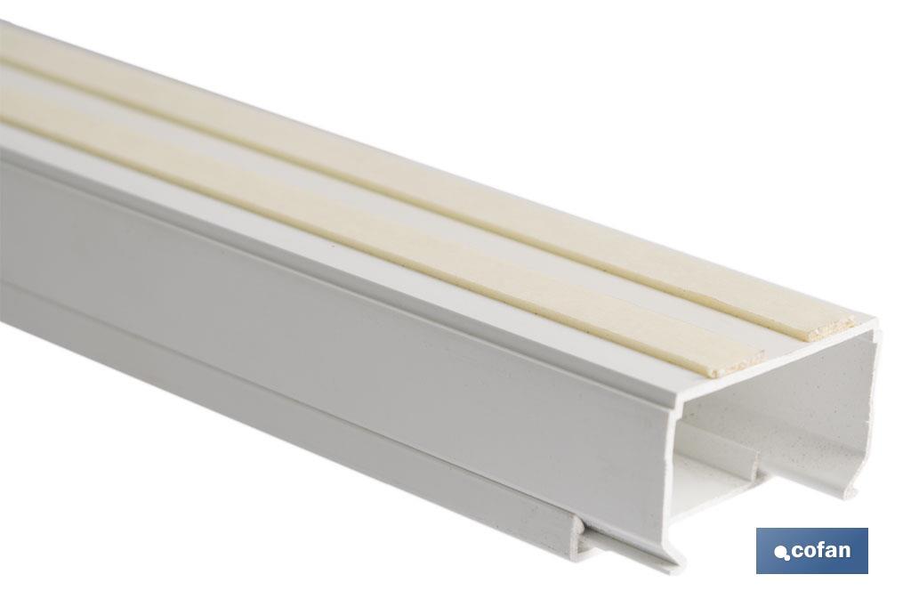 Straight self-adhesive mini trunking - Cofan