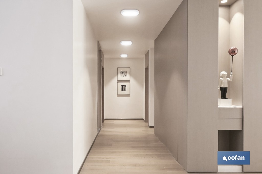 Luminaria LED 10 W 1200 lúmenes con luz neutra 4000 K IP65 | Ahorro de energía y larga duración 30.000 h de vida | Eficiencia energética E - Cofan