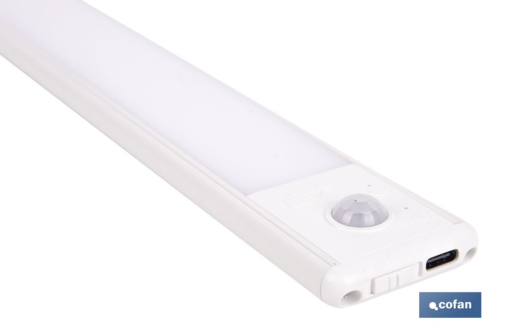 Aplique LED recargable con sensor de movimiento | Iluminación regulable con tecnología CCT | Disponible en dos medidas diferentes - Cofan