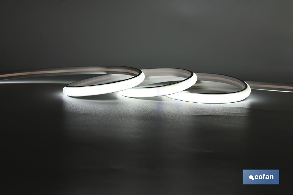 Tira de luz LED neón COB | Impermeable IP65, 8 W, 4000 K, 700 lúmenes | Longitud: 5 metros - Cofan