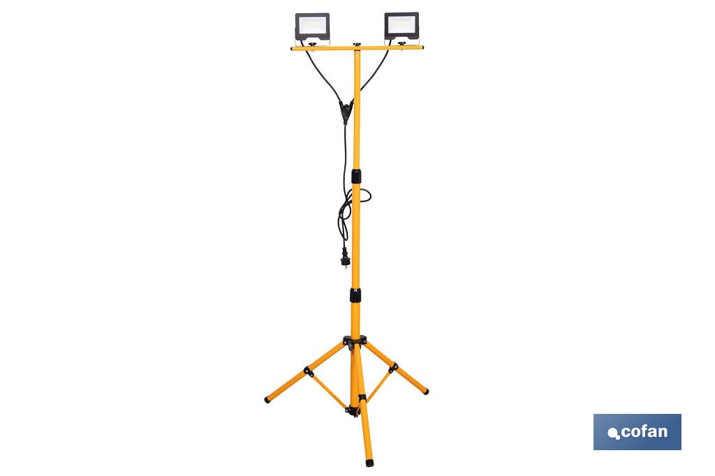 Trípode telescópico con 2 proyectores LED | 20 W, 3600 lm, protección IP65 | Cable de 1,5 con enchufe europeo - Cofan