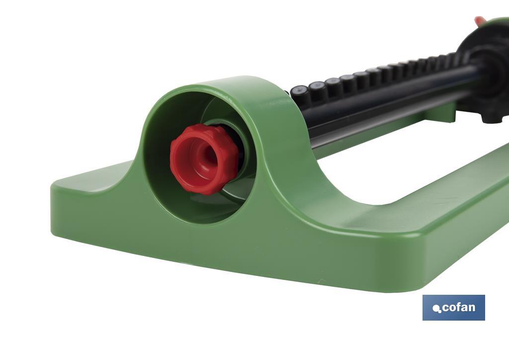Oscillating sprinkler with 16 nozzles | Polypropylene | Suitable for garden | Anti-breakage flexibility - Cofan