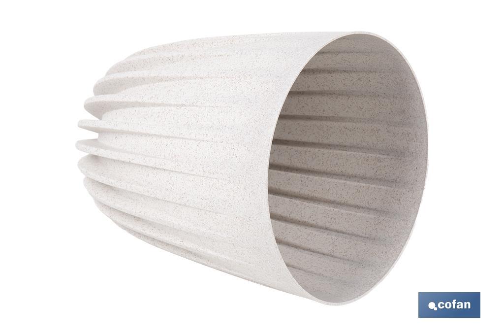 Maceteros decorativos ecológicos | Diseño con rayas en relieve | Tapón de drenaje incorporado | Disponibles en dos colores con diferentes medidas - Cofan