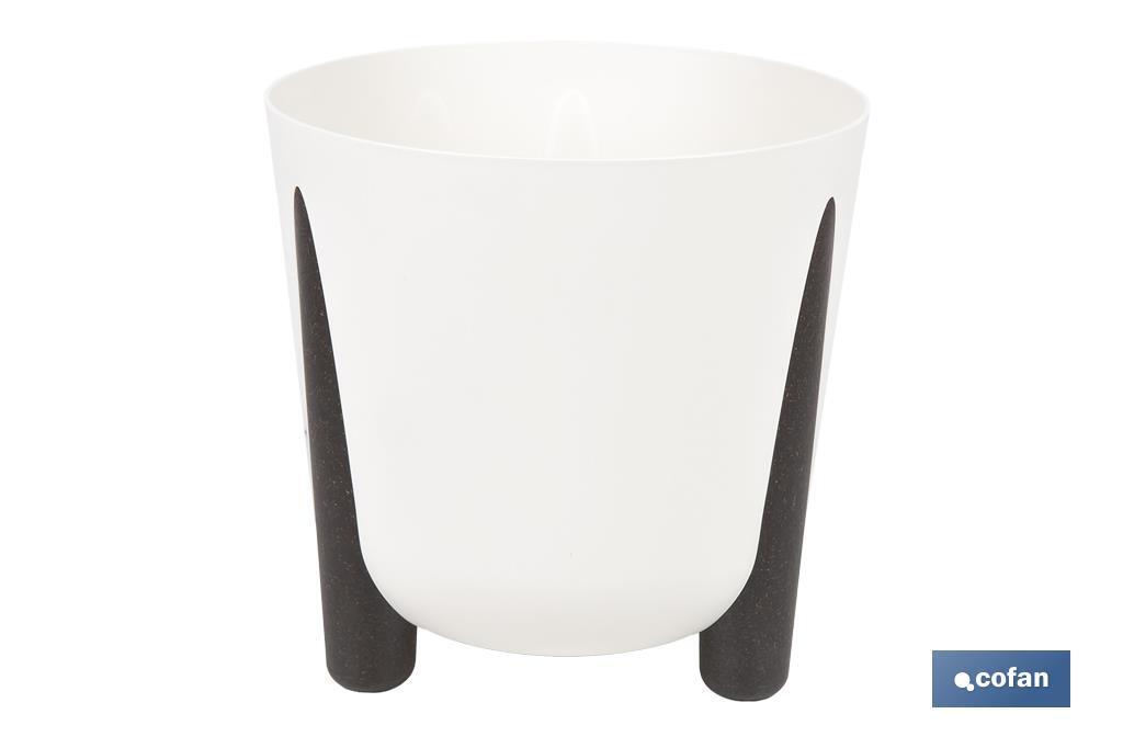 Macetas decorativas con patas | Tapón de drenaje incorporado | Disponibles en color café y crema | Diferentes medidas y capacidades - Cofan