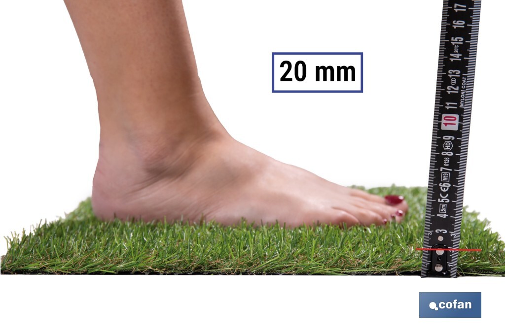 Césped artificial 20 mm para terraza y jardín | Modelo acolchado, confortable y resistente | Ideal para exteriores y piscinas - Cofan