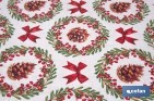 Rollo de mantel resinado antimanchas con lazos y piñas | Materiales: 75 % algodón y 25 % poliéster | Diseño navideño, fácil de limpiar - Cofan