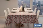 Rollo de mantel resinado antimanchas con lazos y piñas | Materiales: 75 % algodón y 25 % poliéster | Diseño navideño, fácil de limpiar - Cofan