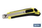 Utility knife with interchangeable blades | Includes spare blades | Blade size: 18mm - Cofan