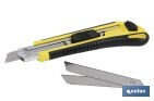 Utility knife with interchangeable blades | Includes spare blades | Blade size: 18mm - Cofan