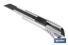 Cúter profesional de aluminio | Hoja negra SK2 | Sistema de bloqueo automático | Zona antideslizante | Disponible en 2 medidas - Cofan